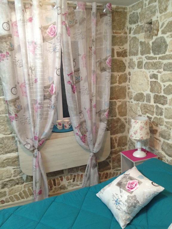Room N&M - Diocletians Palace Split Rum bild